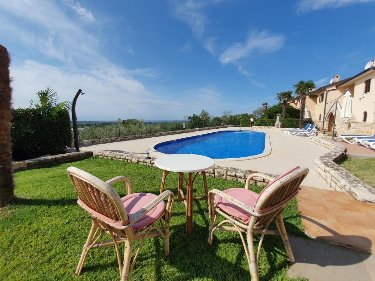 Holiday Home Marina Kaštelir المظهر الخارجي الصورة