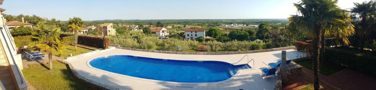Holiday Home Marina Kaštelir المظهر الخارجي الصورة
