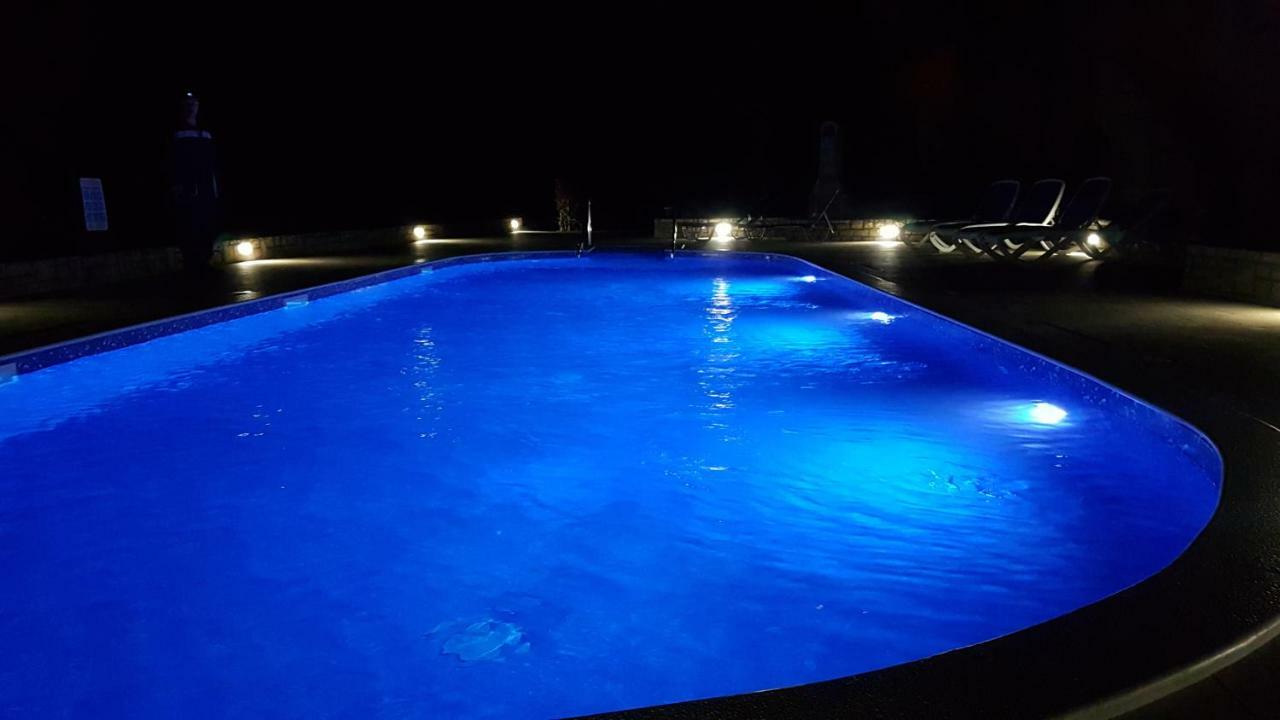 Holiday Home Marina Kaštelir المظهر الخارجي الصورة