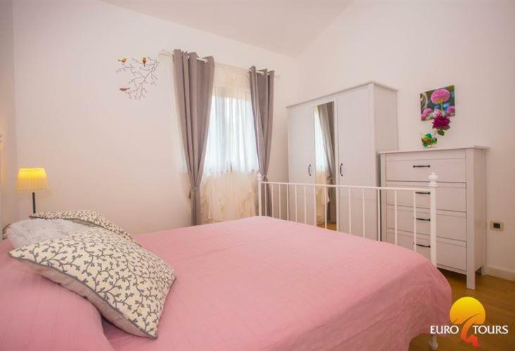 Holiday Home Marina Kaštelir المظهر الخارجي الصورة